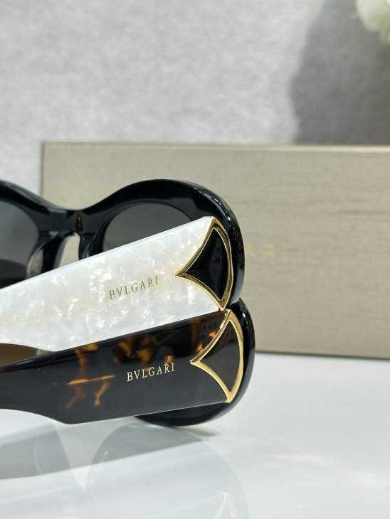 Picture of Bvlgari Sunglasses _SKUfw77365451fw